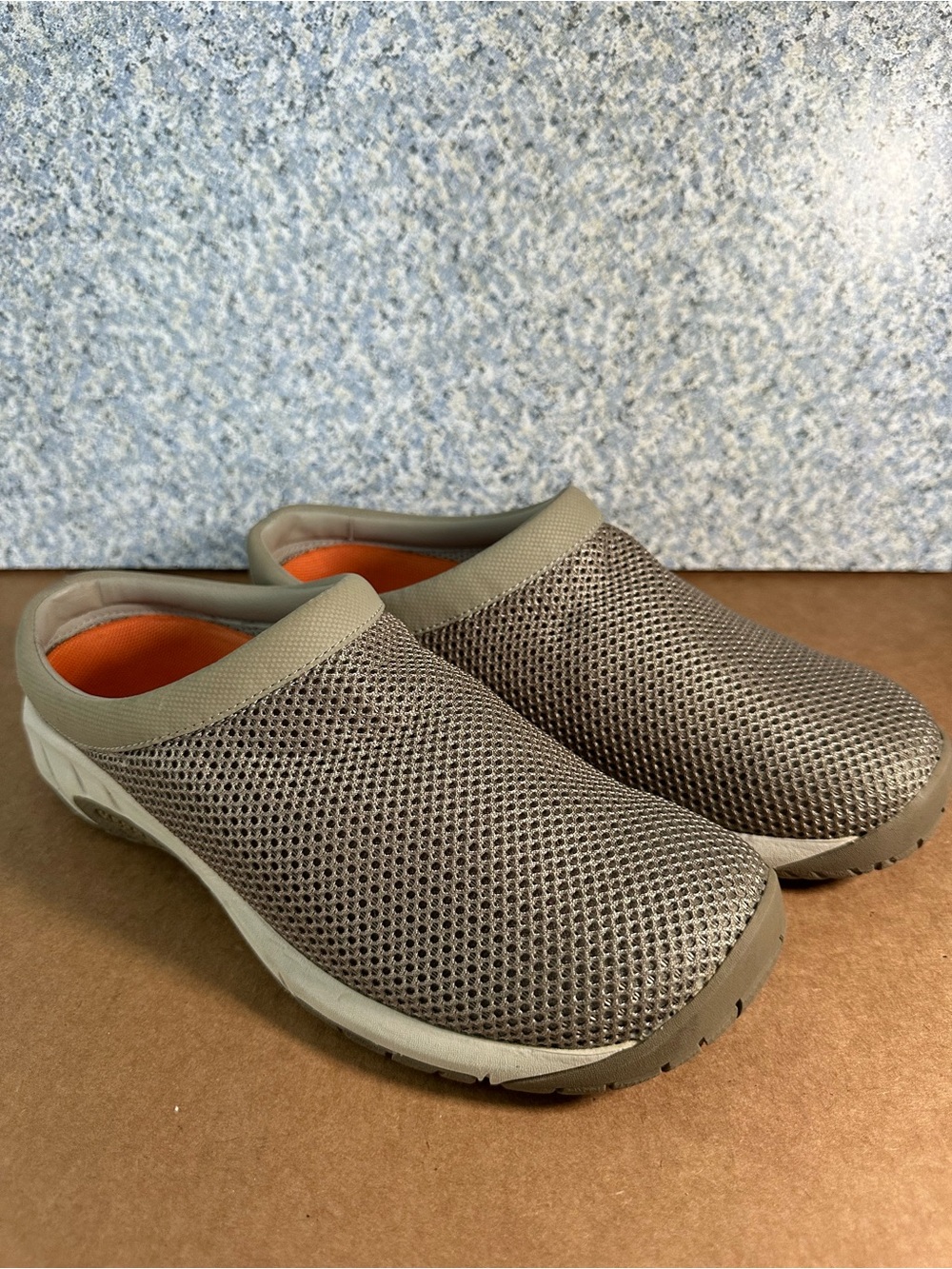 Merrell Encore Breeze Taupe Mesh Slip-On Clogs Sz 8.5